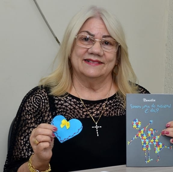 Nancilia em evento literário
